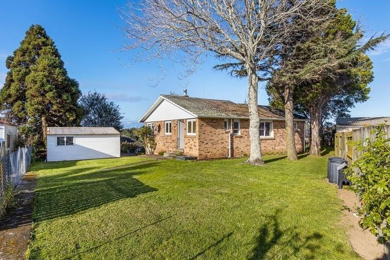 Photo of property in 6 Diana Drive, Glenfield, Auckland, 0627