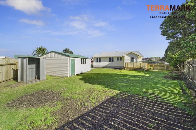 Photo of property in 9 Hewson Crescent, Otaki Beach, Otaki, 5512