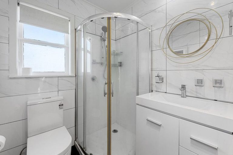 Photo of property in 70 Melrose Road, Mount Roskill, Auckland, 1041