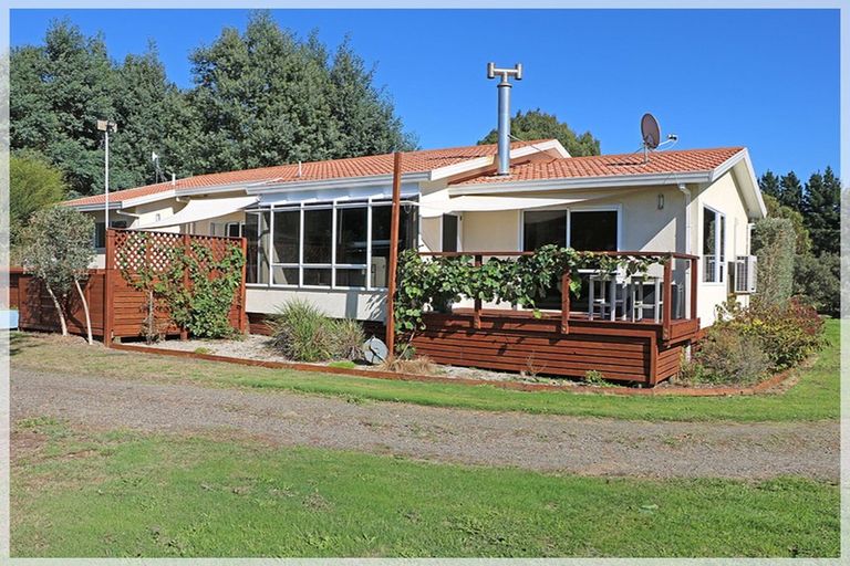 Photo of property in 286 Wall Road, Foxton, 4891