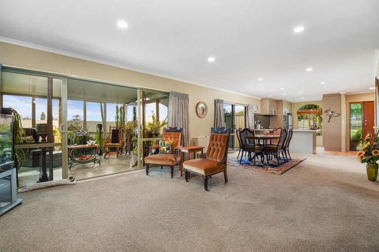 Photo of property in 285 Vaughan Road, Owhata, Rotorua, 3010