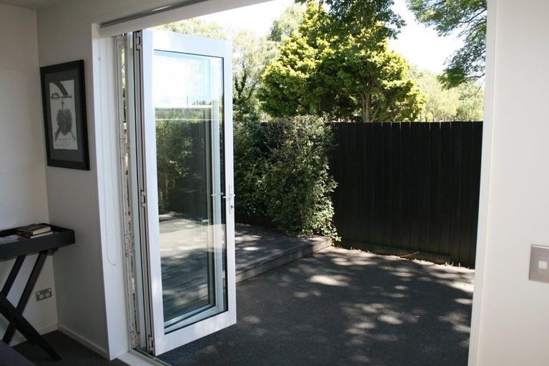 Photo of property in 9b Pavilion Crescent, Hillmorton, Christchurch, 8024