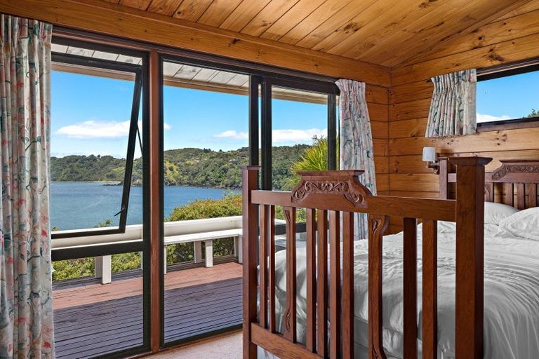 Photo of property in 56 Grand View Road, Leigh, 0985