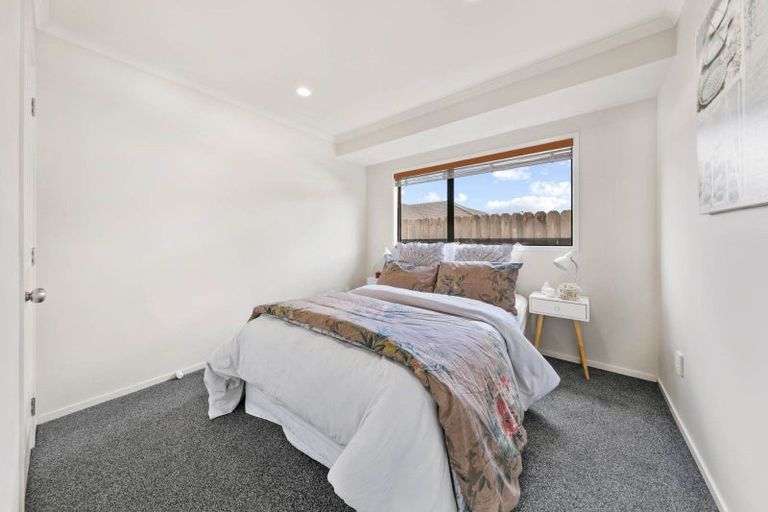 Photo of property in 35 Greig Place, Pukekohe, 2120