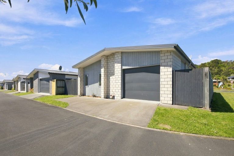 Photo of property in 1 Boulder Lane, Pyes Pa, Tauranga, 3112