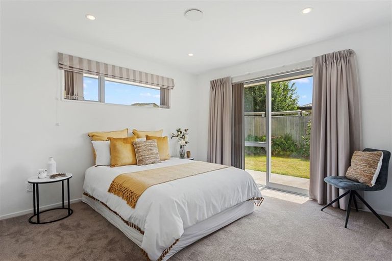 Photo of property in 2/28 Ottawa Road, Wainoni, Christchurch, 8061