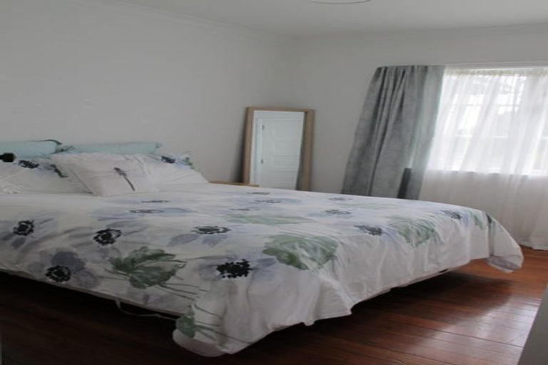 Photo of property in 12 Kitchener Place, Opawa, Christchurch, 8023