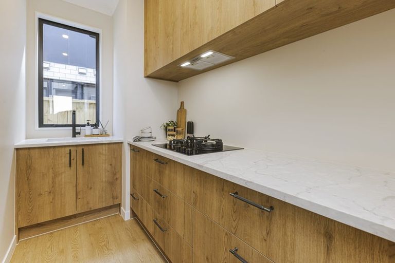 Photo of property in 3 Ridgehill Rise, Flat Bush, Auckland, 2019