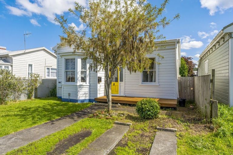 Photo of property in 15 Kelvin Street, Aramoho, Whanganui, 4500