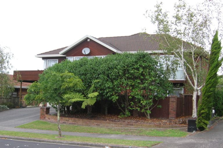 Photo of property in 36 Cherub Place, West Harbour, Auckland, 0618