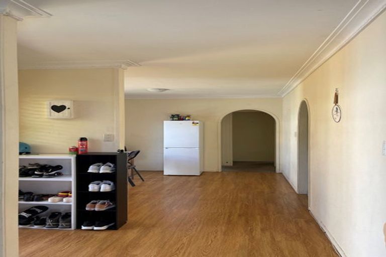 Photo of property in 18 Wycherley Drive, Bucklands Beach, Auckland, 2014