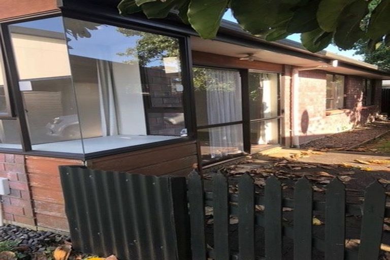 Photo of property in 12a Albert Street, Papakura, 2110