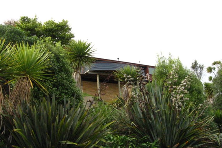 Photo of property in 3 Bayne Terrace, Macandrew Bay, Dunedin, 9014
