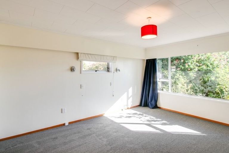 Photo of property in 11 Trigg Crescent, Taradale, Napier, 4112