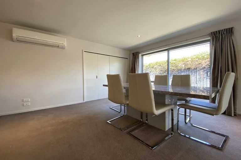 Photo of property in 10a Grassmere Street, Papanui, Christchurch, 8052