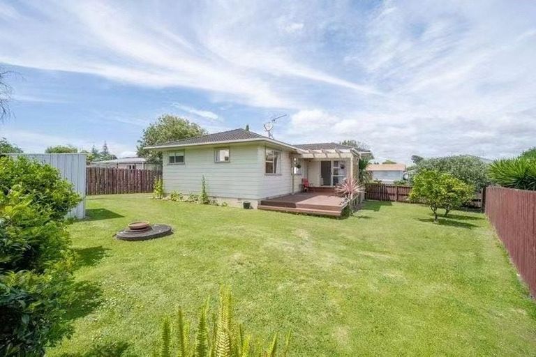 Photo of property in 11 Hope Farm Avenue, Pakuranga Heights, Auckland, 2010