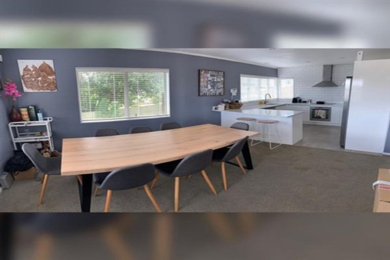 Photo of property in 26a Orams Road, Hillpark, Auckland, 2102