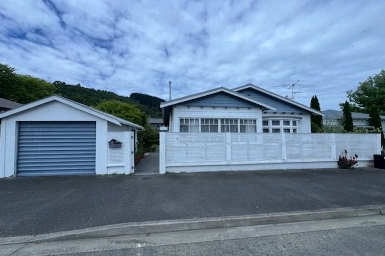 Photo of property in 4 Brougham Street, Nelson South, Nelson, 7010