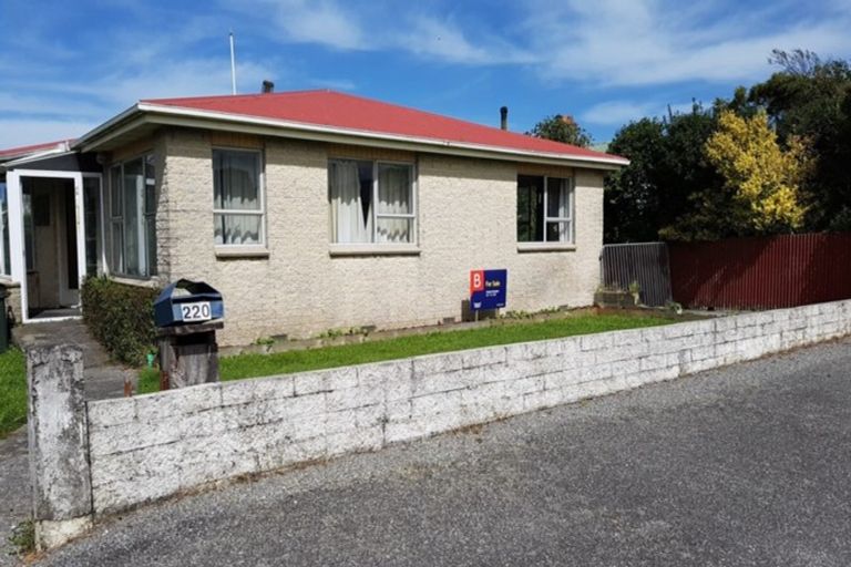 Photo of property in 220 Revell Street, Hokitika, 7810