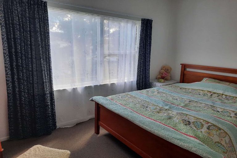 Photo of property in 2/168 Boundary Road, Blockhouse Bay, Auckland, 0600