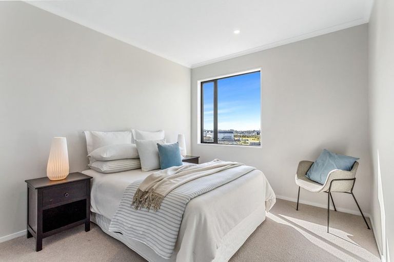 Photo of property in 120 Symes Drive, Red Beach, 0932