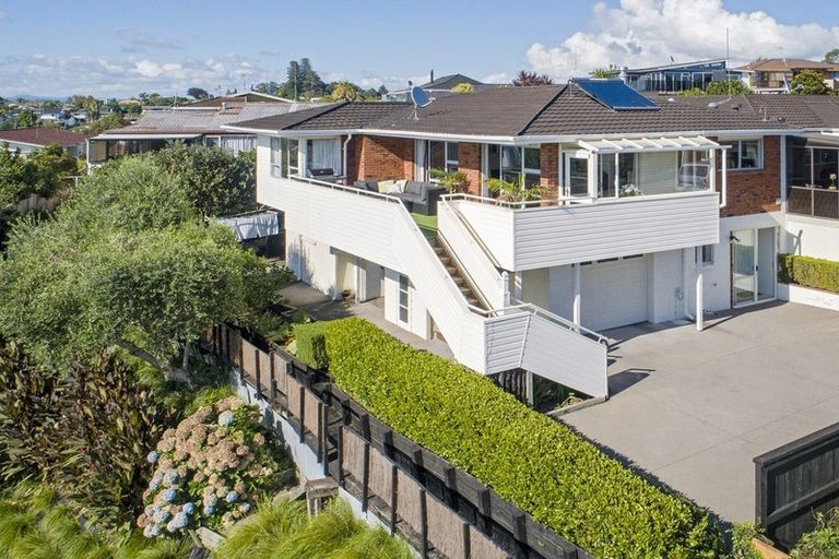 Photo of property in 42 Whitaker Street, Otumoetai, Tauranga, 3110