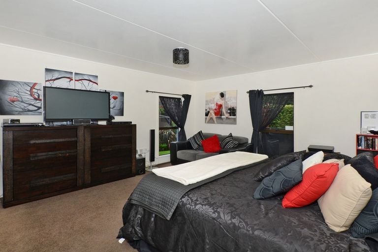 Photo of property in 2b Carr Street, Te Kamo, Whangarei, 0112