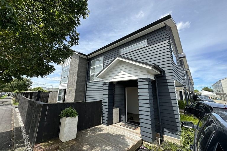 Photo of property in 1/178 Old Farm Road, Hamilton East, Hamilton, 3216