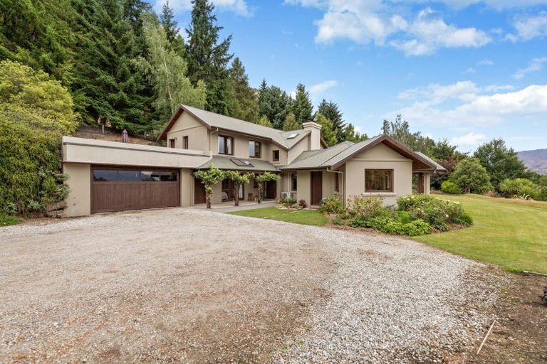 Photo of property in 515 Mount Barker Road, Wanaka, 9382