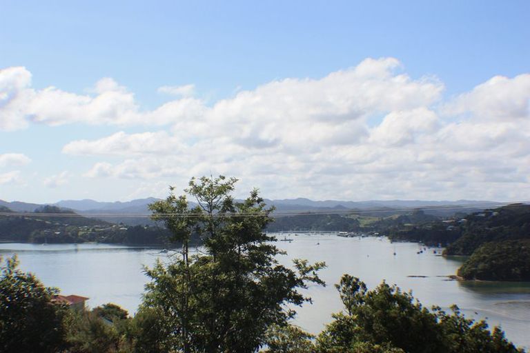 Photo of property in 8 Panorama Avenue, Paihia, 0200