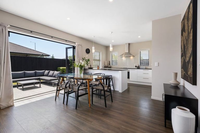 Photo of property in 16 Greenwich Street, Halswell, Christchurch, 8025