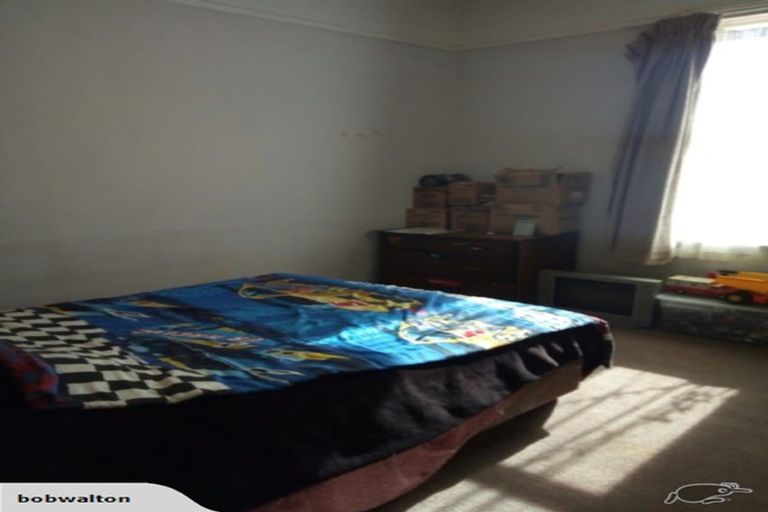 Photo of property in 100 High Street, Waimate, 7924