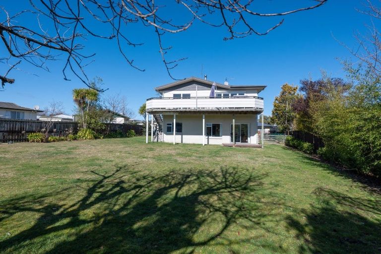 Photo of property in 19 Ward Place, Richmond Heights, Taupo, 3330