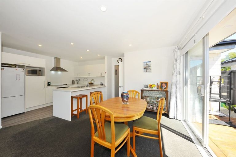 Photo of property in 2a Kamahi Place, Bishopdale, Christchurch, 8051