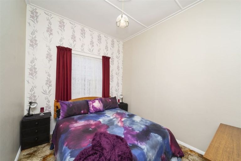 Photo of property in 255 Princes Street, Hawera, 4610