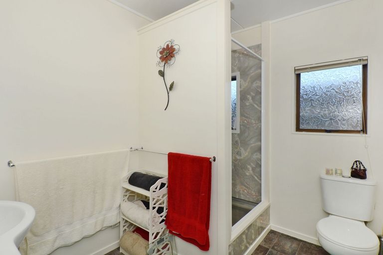 Photo of property in 2b Carr Street, Te Kamo, Whangarei, 0112