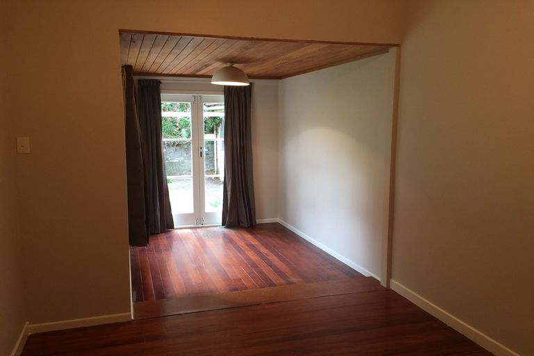 Photo of property in 20 Opoia Road, Hamilton East, Hamilton, 3216