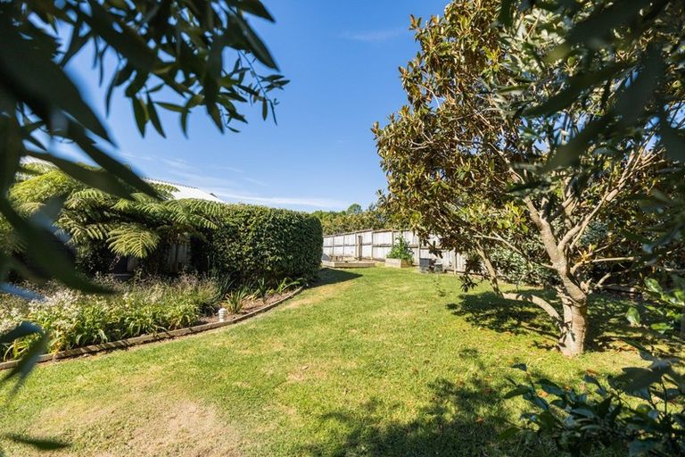 Photo of property in 11 Murray Way, Waimauku, 0812