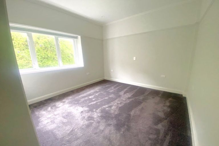 Photo of property in Fountain Court, 3/48 Oriental Parade, Oriental Bay, Wellington, 6011