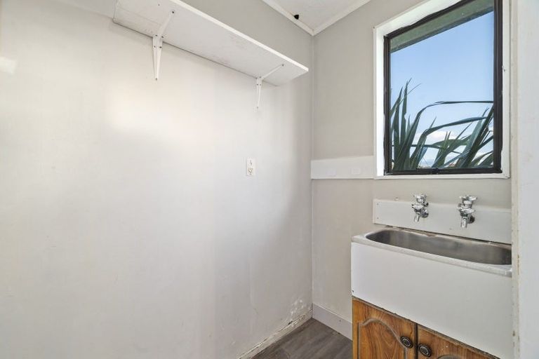 Photo of property in 59a Pohutukawa Drive, Owhata, Rotorua, 3010