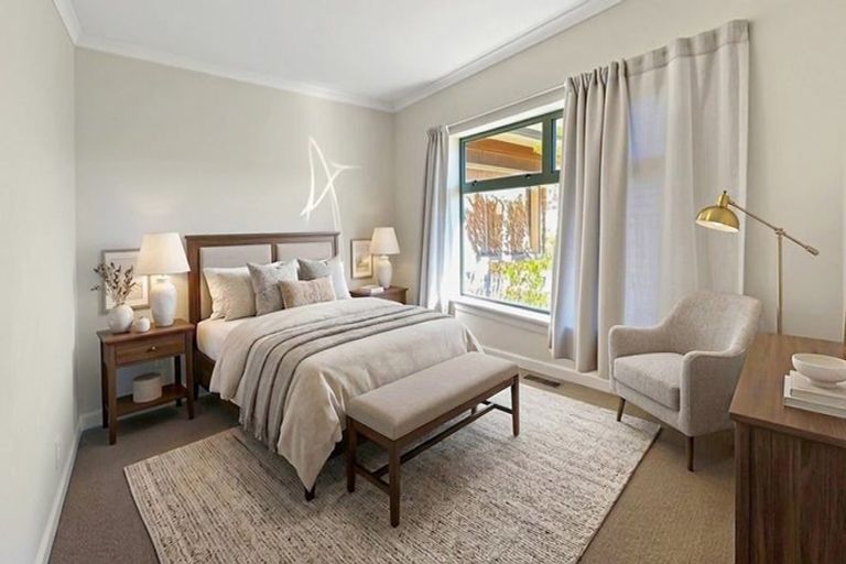 Photo of property in 4 Francis Skinner Place, Orewa, 0931