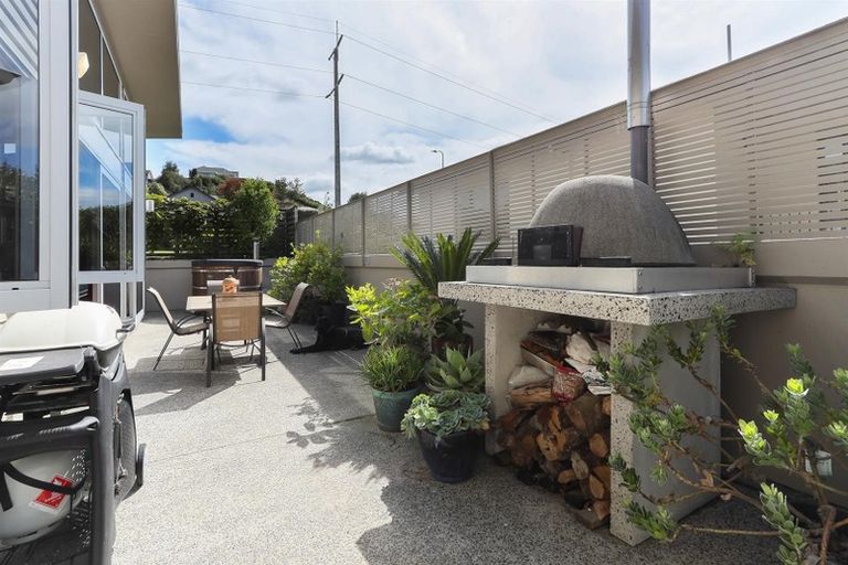 Photo of property in 38 Great West Road, Matipo Heights, Rotorua, 3015