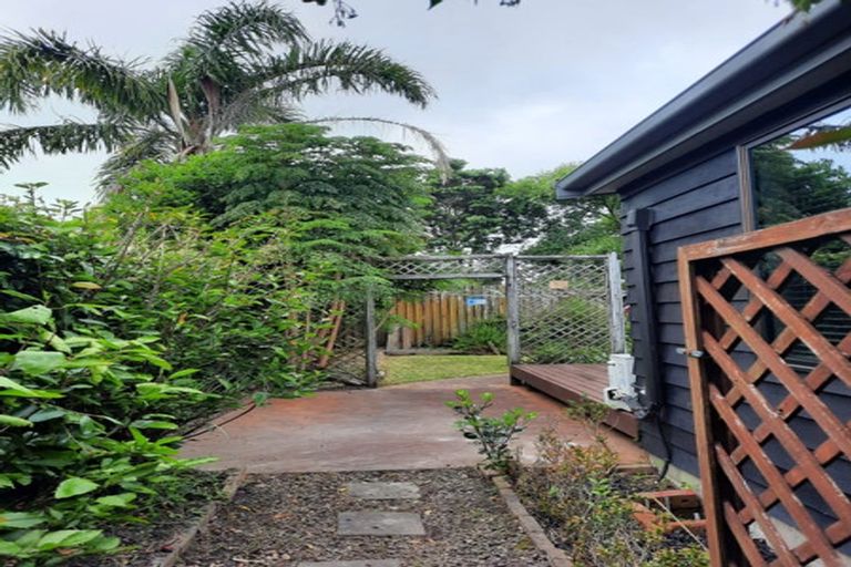 Photo of property in 1/17 Bayswater Avenue, Bayswater, Auckland, 0622