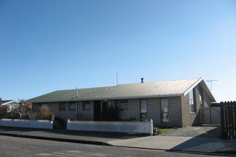 Photo of property in 21 Bealey Street, Hokitika, 7810