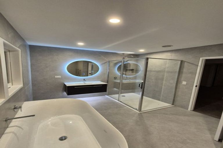 Photo of property in 4 Kerrymaria Place, Hillcrest, Auckland, 0627