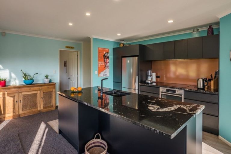 Photo of property in 42 Harry Shaw Way, Raumati South, Paraparaumu, 5032