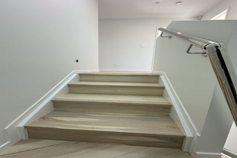 Photo of property in 93 Hutchinsons Road, Bucklands Beach, Auckland, 2014