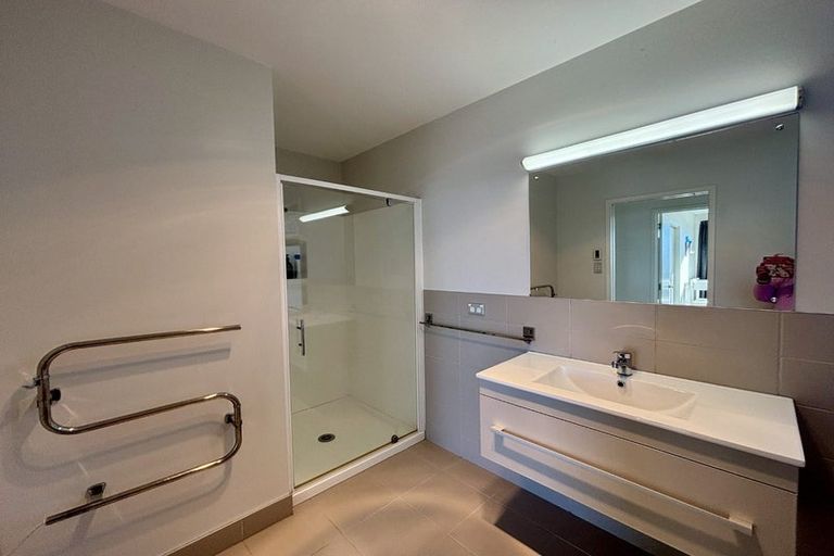 Photo of property in 33 Harbour View Heights, Picton, 7220