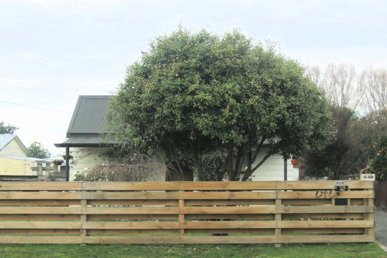 Photo of property in 909 Nelson Street North, Mahora, Hastings, 4120