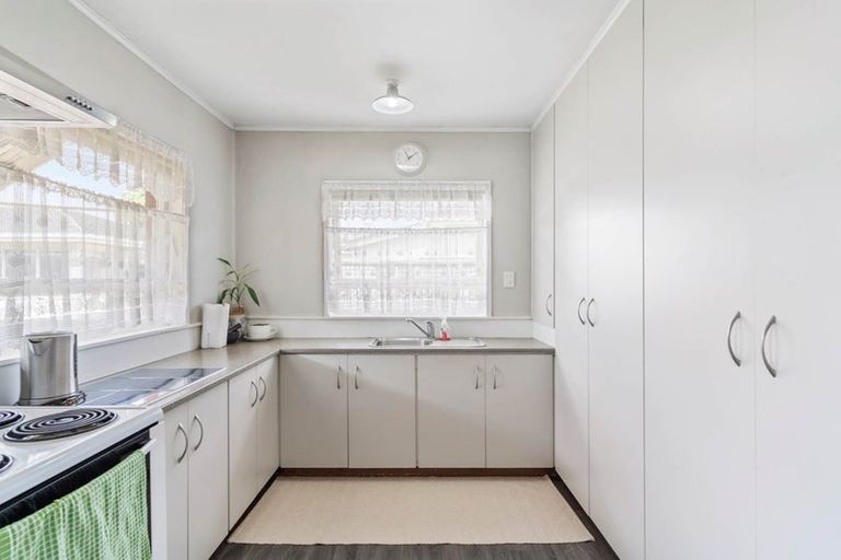 Photo of property in 1/9 Onslow Road, Papakura, 2110